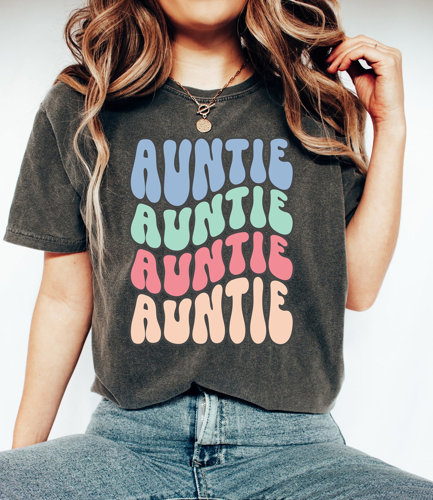Retro Auntie Shirt | Comfort Colors Vintage Style Aunt Shirt Retro Wave