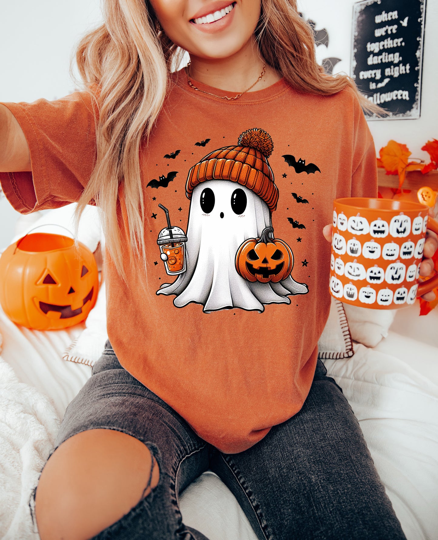 Cute Beanie Ghost Vintage Style Halloween Shirt