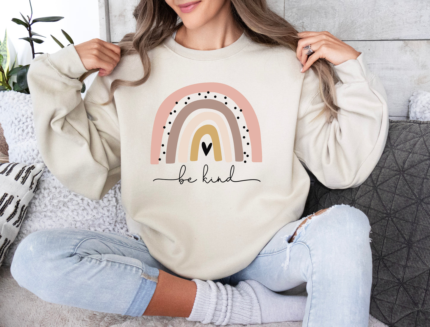 Be Kind Graphic Sweatshirt