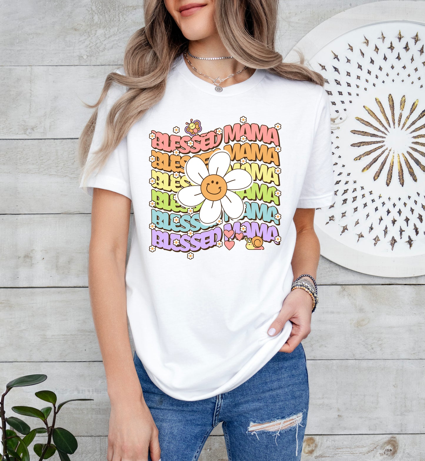Blessed Mama Retro Daisy Shirt | Mom Shirt | Light Garment