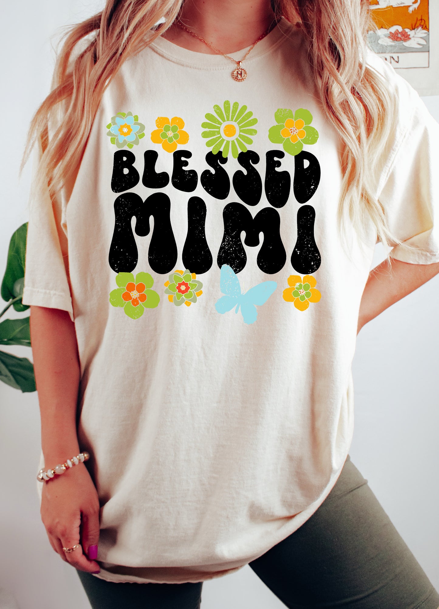 Blessed Mimi Retro Flowers Shirt | Comfort Colors Vintage Style Mimi Shirt