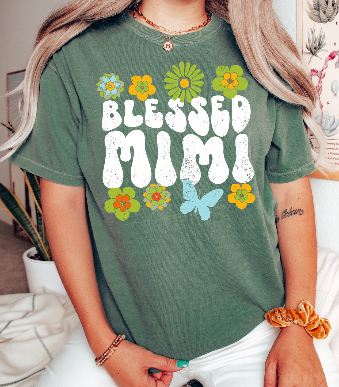 Blessed Mimi Retro Flowers Shirt | Comfort Colors Vintage Style Mimi Shirt