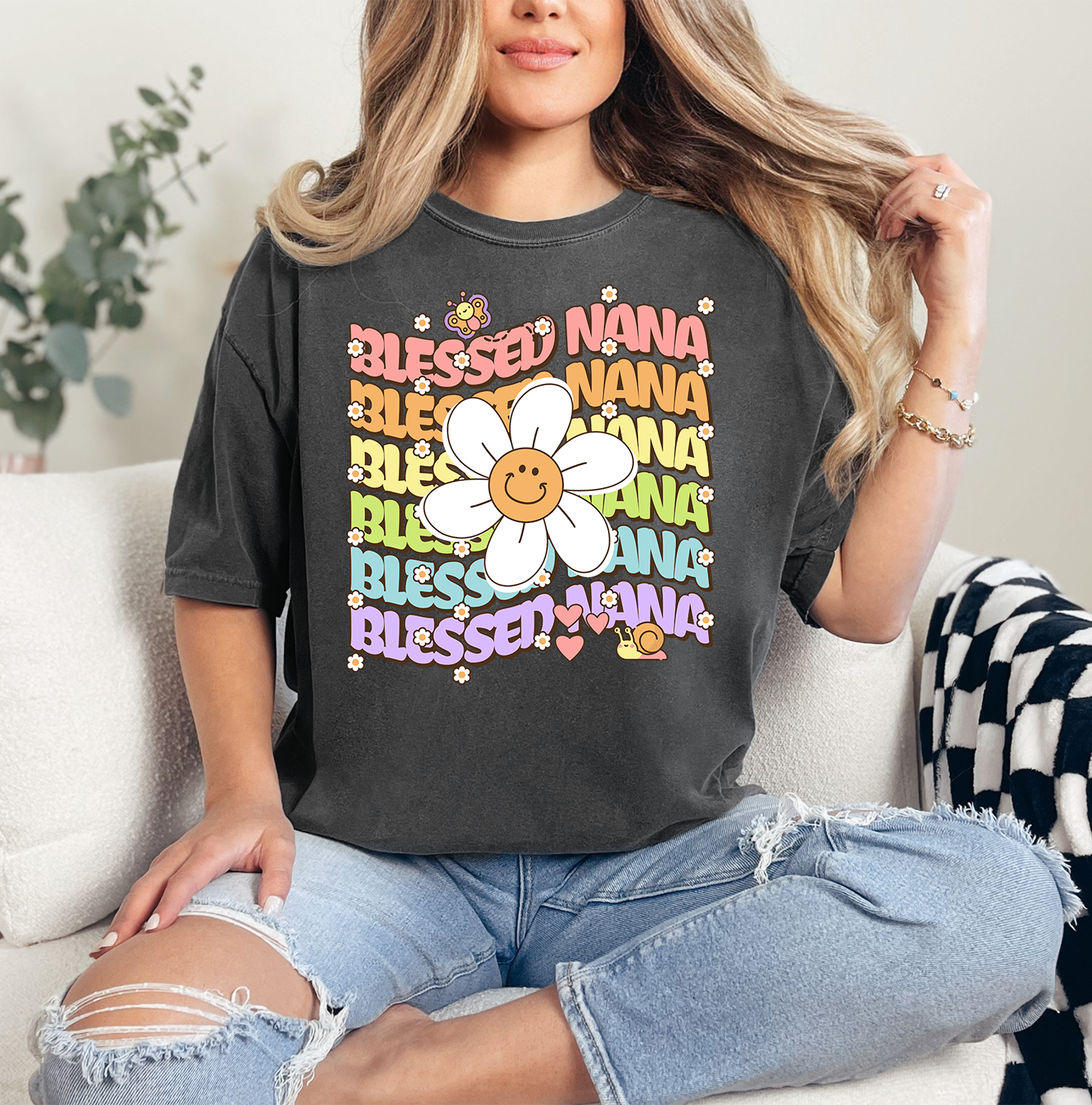 Blessed Nana Retro Daisy Shirt | Comfort Colors Vintage Style Nana Shirt