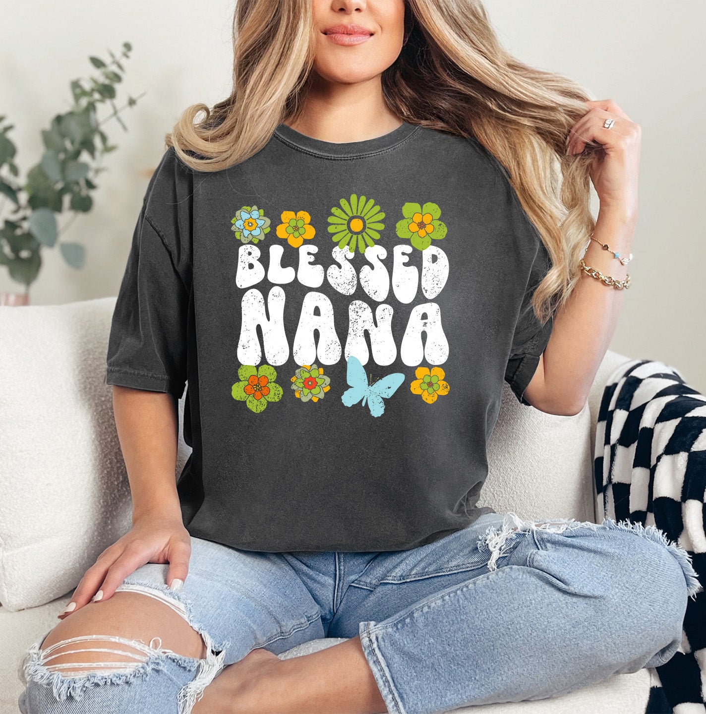 Blessed Nana Retro Flower Shirt | Comfort Colors Vintage Style Nana Shirt