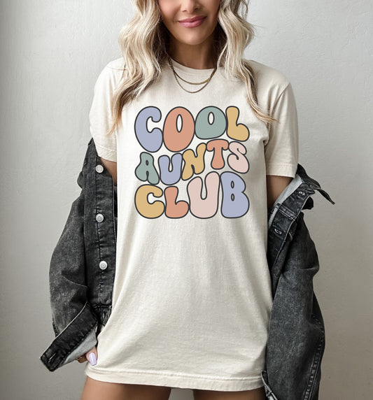 Retro Cool Aunts Club Shirt | Aunt Shirt | Light Garment