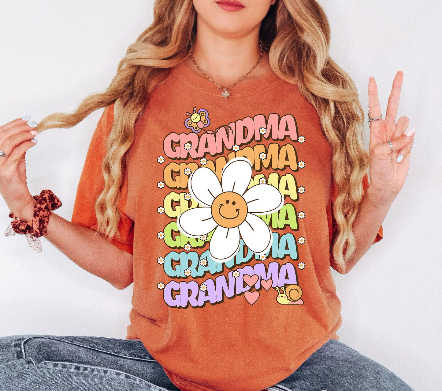 Grandma Retro Daisy Shirt | Comfort Colors Vintage Style Grandma Shirt