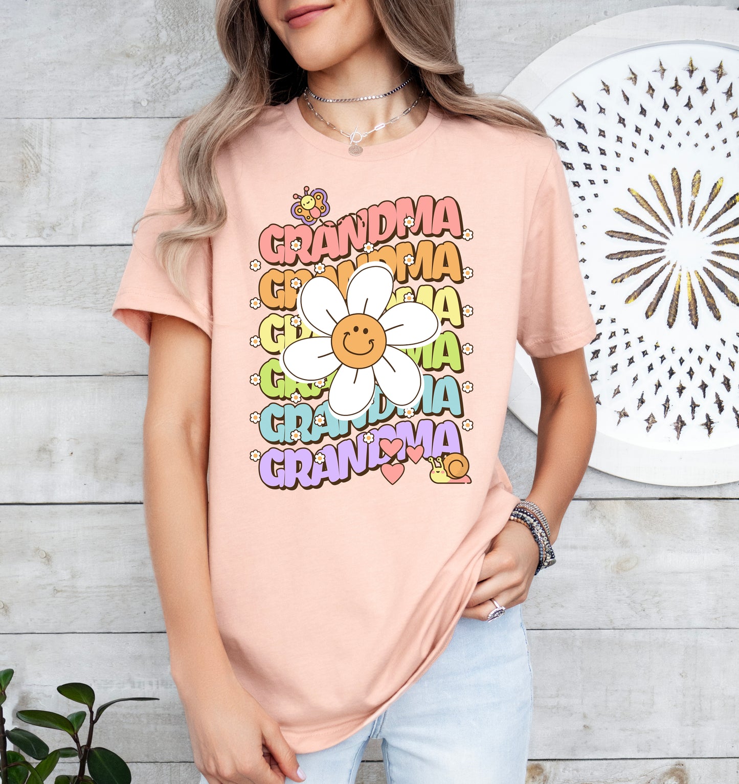 Grandma Retro Daisy Shirt | Grandma Shirt | Light Garment