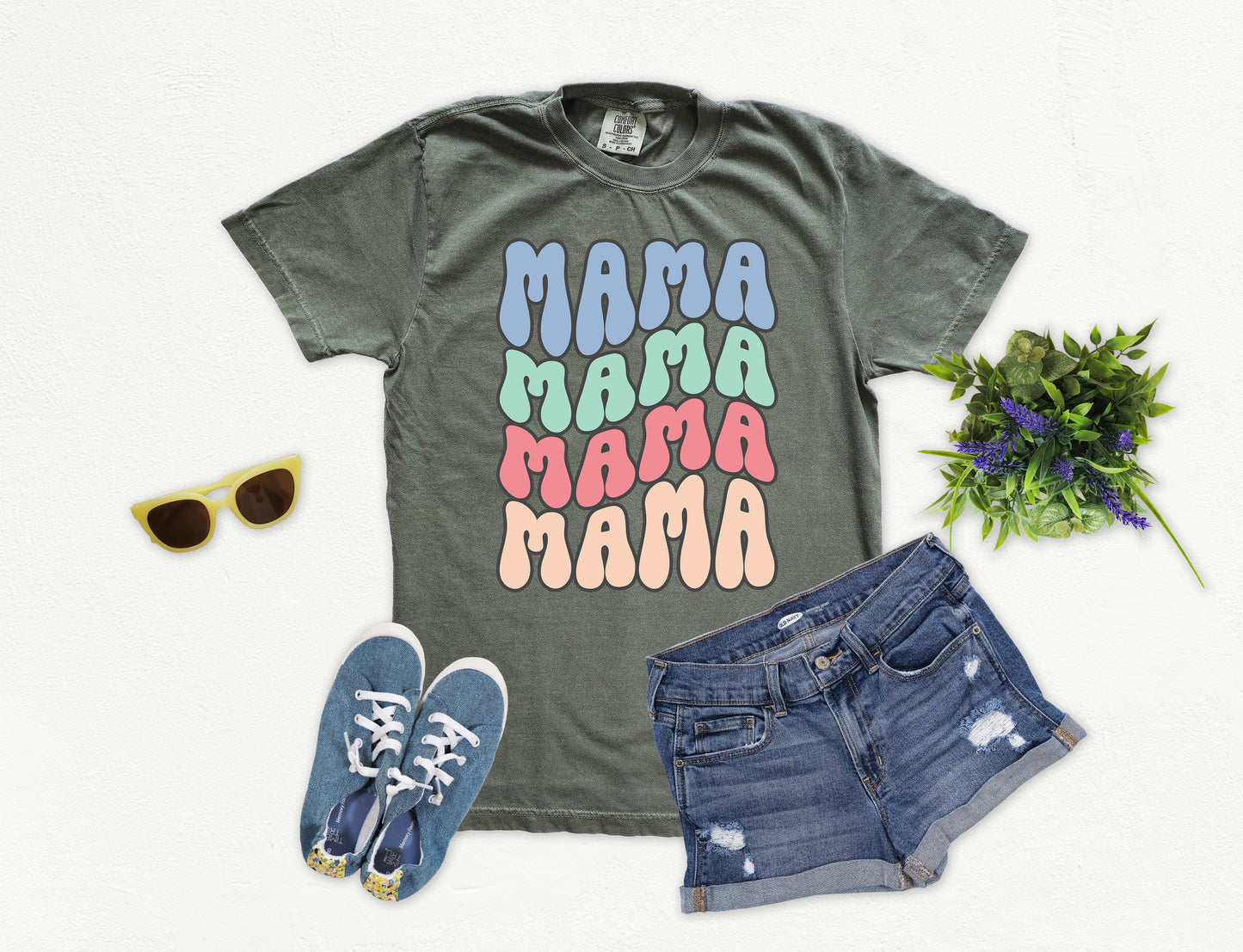 Mama Retro Wave Shirt | Comfort Colors Vintage Style Mom Shirt