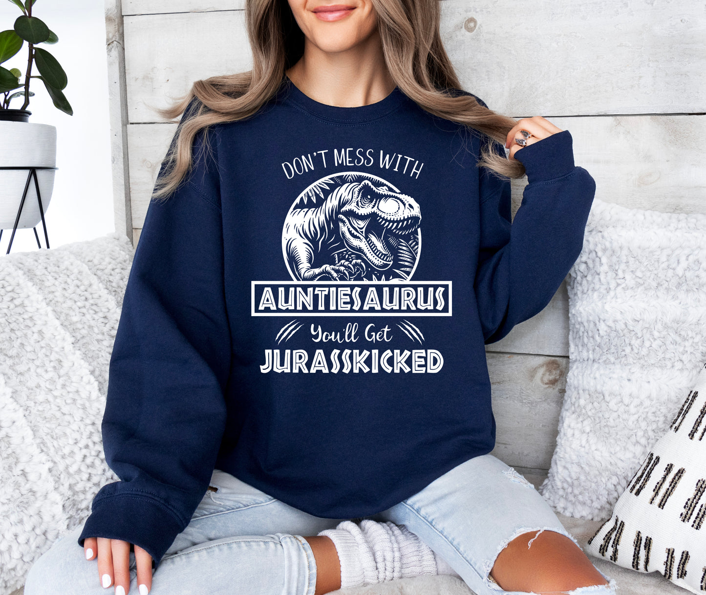 Jurassic Auntiesaurus Sweatshirt | Funny Aunt Sweatshirt
