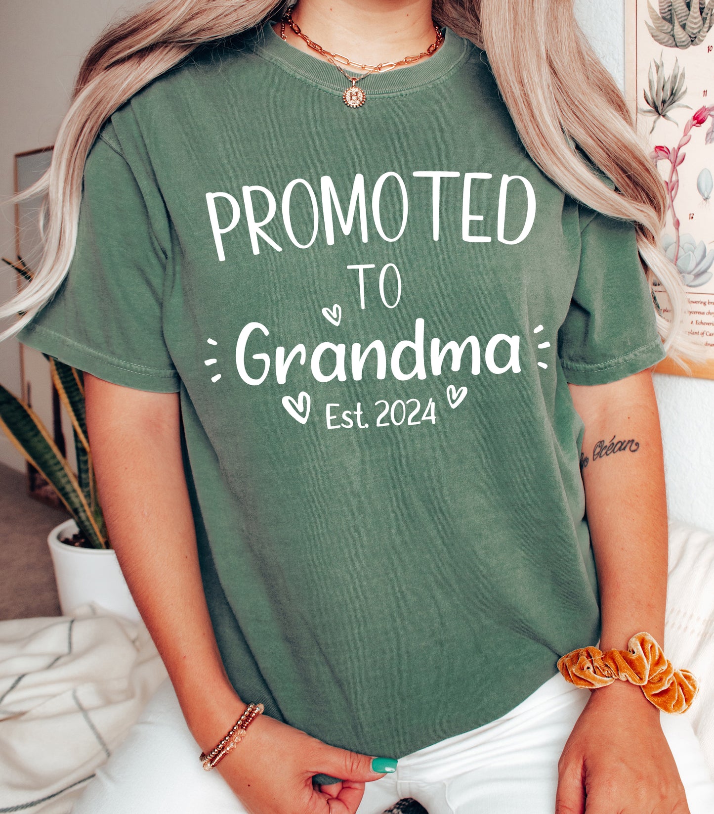 Custom Promoted to Grandma Shirt | Comfort Colors Vintage Style Grandma Shirt