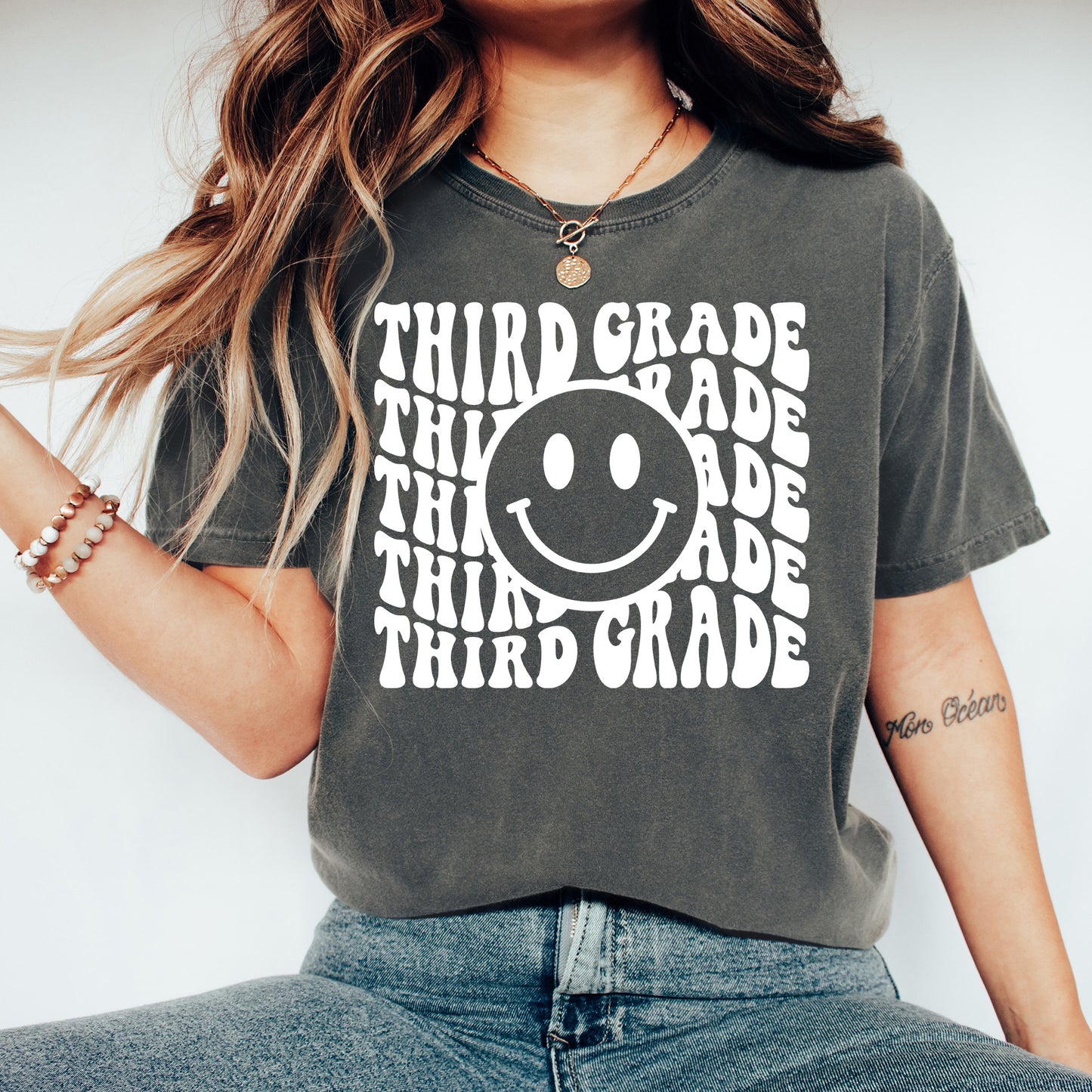 Retro Wave Third Grade Teacher Shirt | Comfort Colors Vintage Style Teacher Shirt