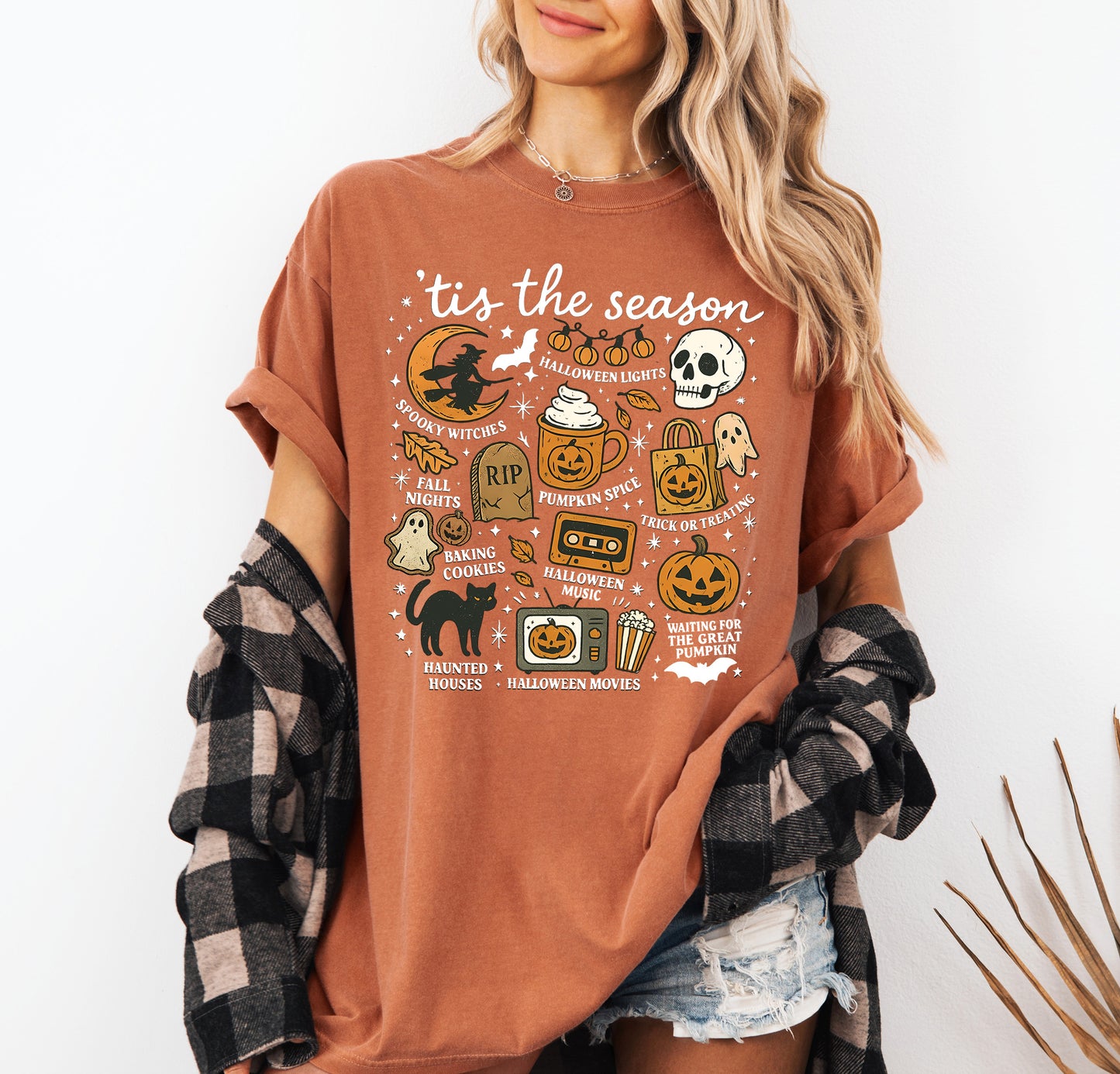 Tis the Season Vintage Style Halloween Shirt