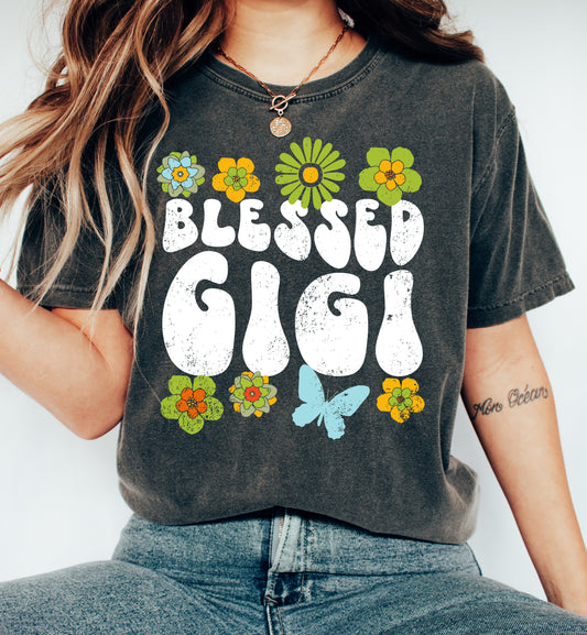 Blessed Gigi Retro Flowers Shirt | Comfort Colors Vintage Style Gigi Shirt