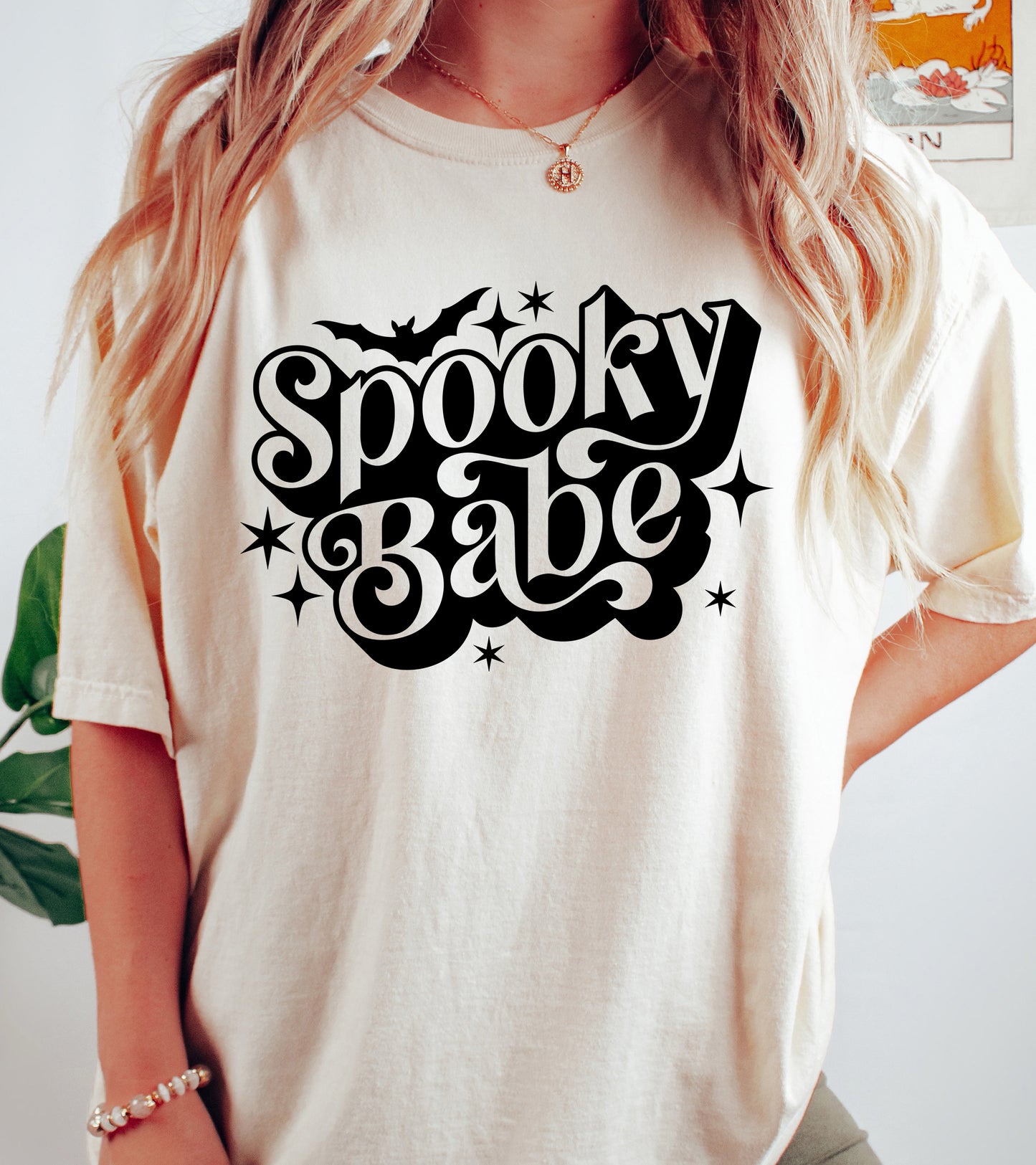Spooky Babe Vintage Style Halloween Shirt
